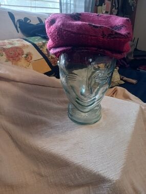 Ubi Red and Black Knit Newsboy Cap